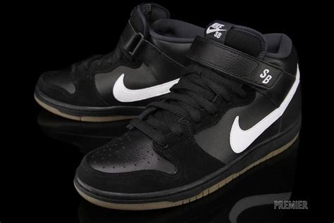 sb dunks mid shoes